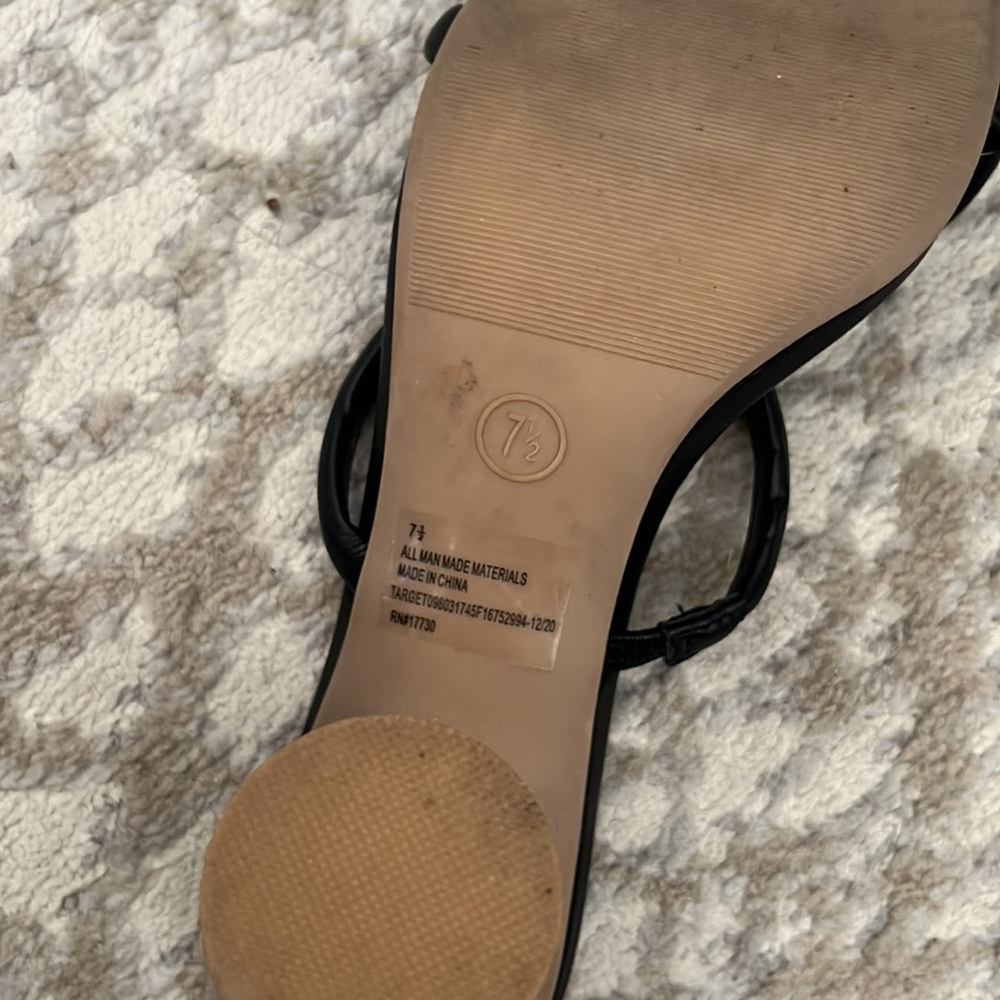 Snakeskin Heel🪩 - Picture 3 of 3